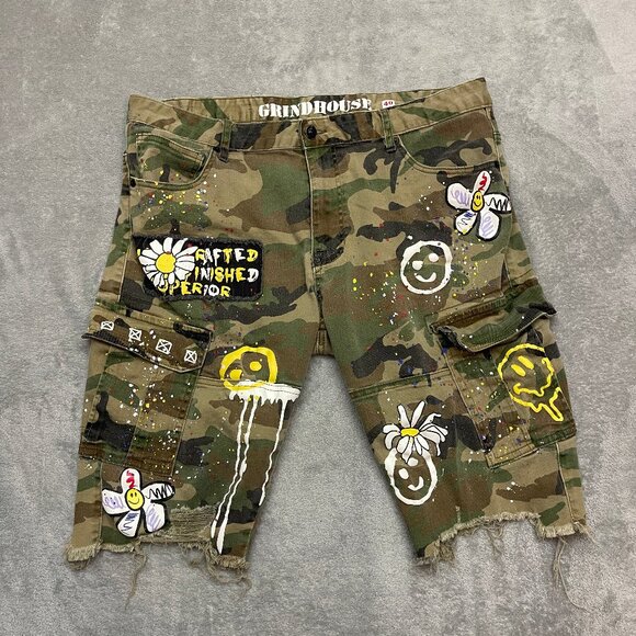 Grindhouse Denim Camo Cargo Shorts Size 40 Distressed Paint Splatter 90s Hip Hop - Picture 1 of 9